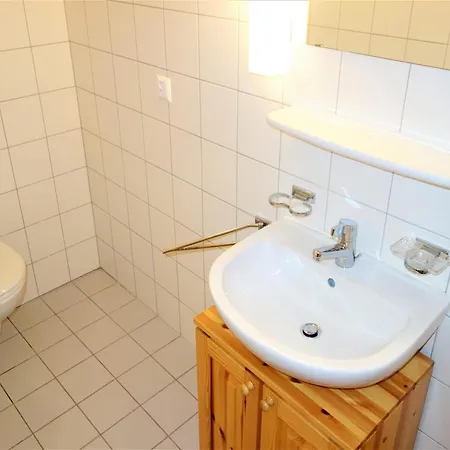 Flat In Near Lift & Slopes شقة نينداز