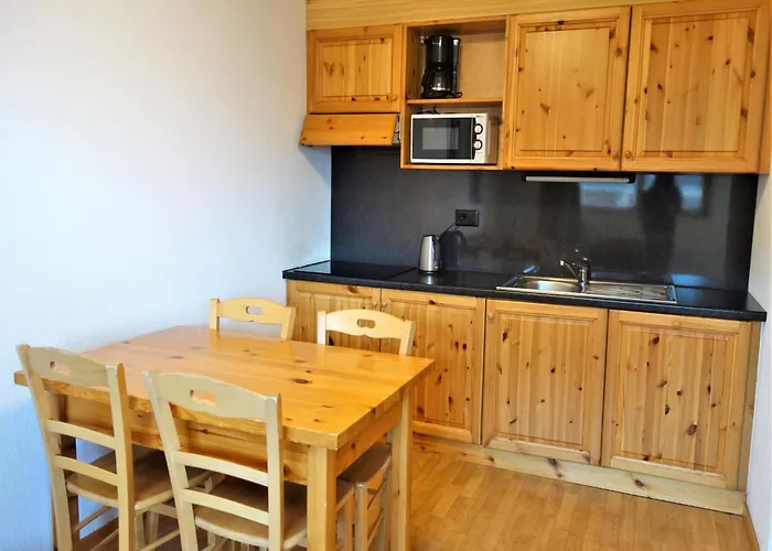 Flat In Near Lift & Slopes * Нанда